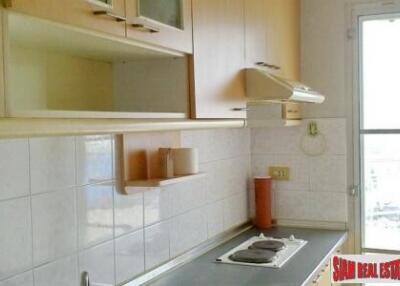 Sarin Place - Two Bedroom Corner Unit Condo for Sale at Ratchadaphisek