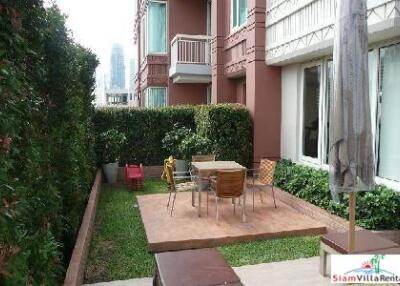 Manhattan Chidlom - For Sale, One bedroom on 10th Floor and Near BTS Chidlom