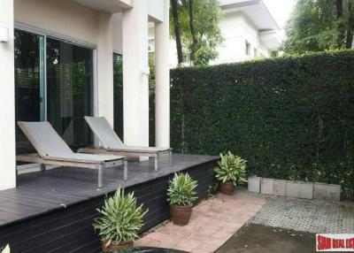Promphan Park  Rent this Five Bedroom with Private Swimming Pool in Prawet, Bangkok