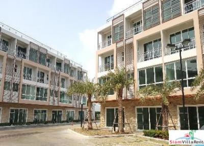 Supalai Prima Riva  Large Four Bedroom Townhouse in a River Location, Chong Nonsi