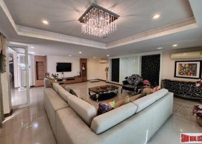 Detached House in Phrom Phong  500 sqm., 5 Bedrooms, and 6 Bathrooms