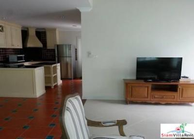 Fantasia Villa 3  Extra Large Three Bedroom and Convenient to Transportation for Rent in Bearing, Bangkok