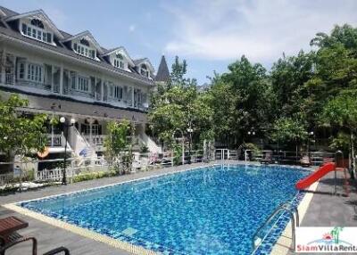 Fantasia Villa 2 - Large Three Bedroomw with study room. Family Home in Bang Na.