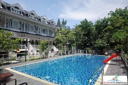 Fantasia Villa 2 - Large Three Bedroomw with study room. Family Home in Bang Na.