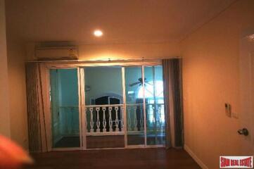 Fantasia Villa 2 - Large Three Bedroomw with study room. Family Home in Bang Na.