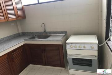 Large Three Bedroom Family Style House for Rent on Asoke BTS , 5 Min Walk to BTS.