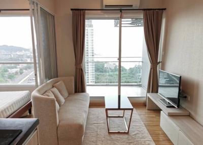 Condo for sale, The Sea Sriracha, good location, next to the sea, Sriracha, Chonburi.