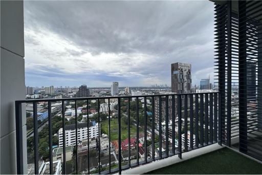 2Bed Condo on a High Floor in Thonglor Area