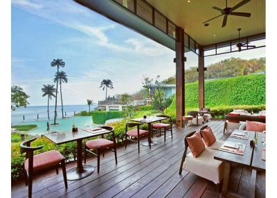 Freehold Foreigner Quota Beachfront Condo in Laem-Seth, Koh Samui - 920121001-1853