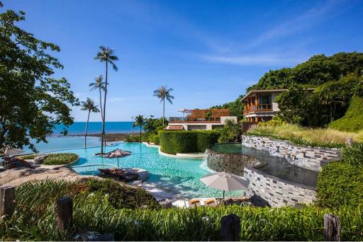 Breathtaking Beachfront Pool Villa in Laem-Seth, Koh Samui