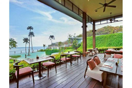 Breathtaking Beachfront Pool Villa in Laem-Seth, Koh Samui