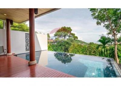 4 Bedroom Luxurious villa offer breathtaking Ocean view
