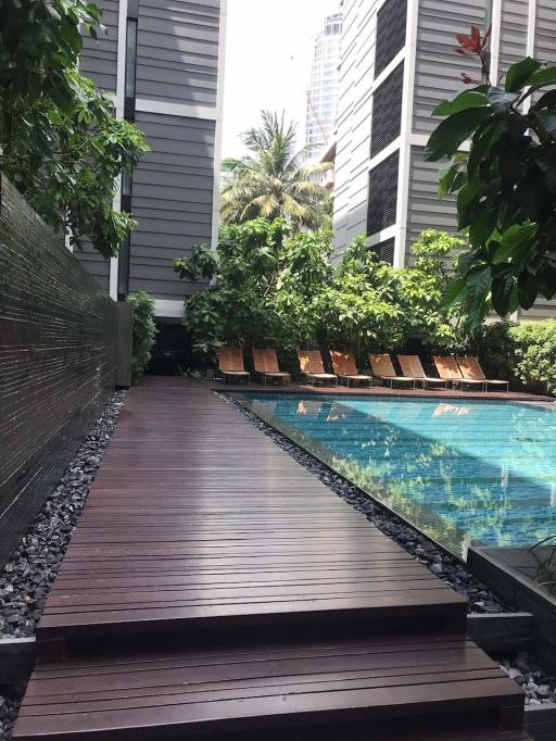 2 bed Condo in MODE Sukhumvit 61 Khlong Tan Nuea Sub District C020635