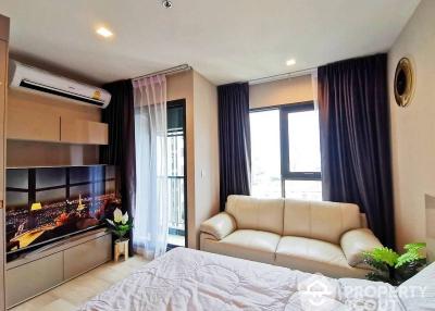 Studio Condo at Life One Wireless near BTS Phloen Chit