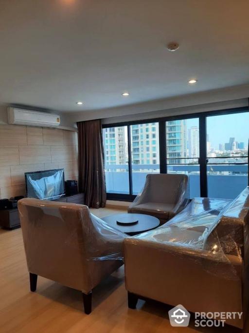 2-BR Apt. near MRT Sukhumvit