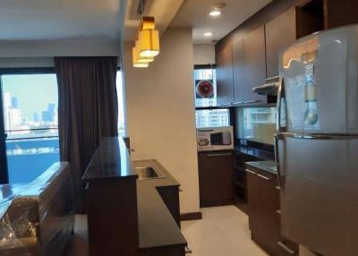 2-BR Apt. near MRT Sukhumvit