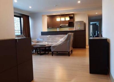 2-BR Apt. near MRT Sukhumvit