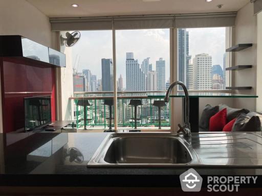 1-BR Condo at Wind Sukhumvit 23 near BTS Asok