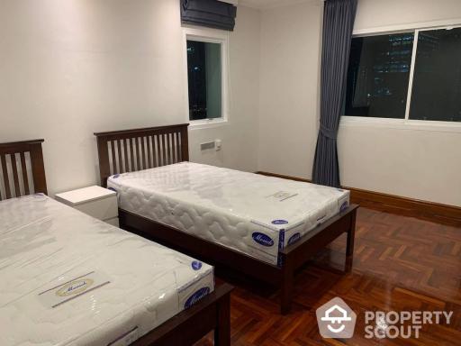 3-BR Condo at Kallista Mansion near ARL Makkasan