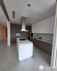 3-BR Condo at 185 Rajadamri near BTS Ratchadamri