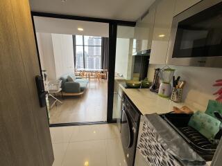 Soho Bangkok Ratchada - Hot New Luxury High-Rise Condo at the New Central Business District next to MRT Huai Khwang - Free Full Furniture - Resale of 2 Bed Loft Corner Unit on the 21st Floor - 20%