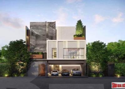 Bugaan Krungthep Kreetha  Super Luxury Detached House with 5 Bedrooms and 430 sqm. of Space, Conveniently Located in Hua Mak