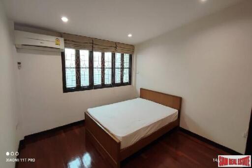 Thonglor Townhouse - Spacious 3 Bedrooms, 2 Bathrooms, 170 sq.m. - Tranquil Living with a Beautiful View, Prime Thonglor Location