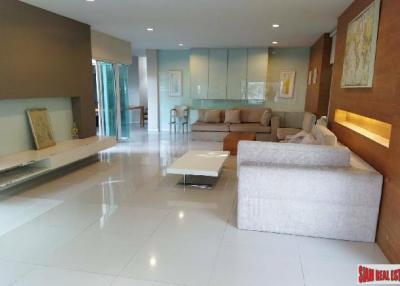 Nirvana Housse  Amazing 3 Bed House for Rent in Rama 9.