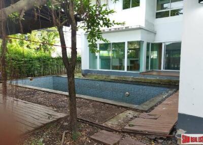 Nirvana Housse - Amazing 3 Bed House for Rent in Rama 9.