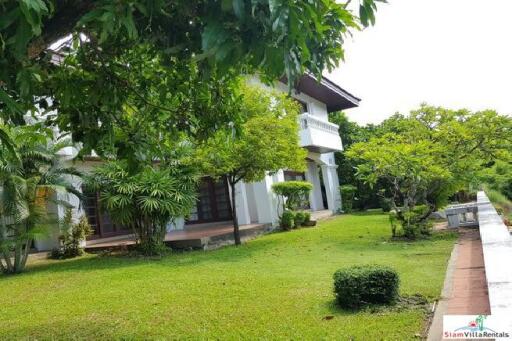 Lakeside Villa II - Big Two Storey House on Large Lush Tropical Lot in Bang Na