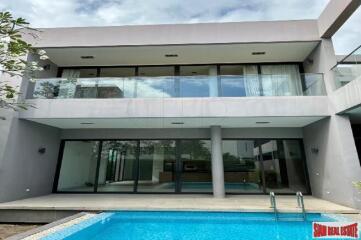 Villa Compound - Luxurious 4-Bedroom House with private pool, Prime Thong Lo Location