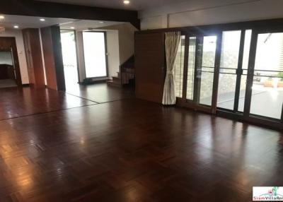 Peaceful Two-Story Family Home for Rent in Asok