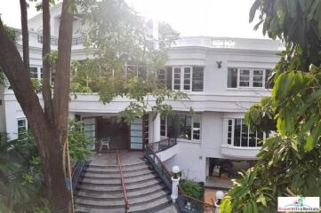 Prestigious Renovated Five Bedroom House in the Heart of Sukhumvit 61 and Close to BTS Ekkamai