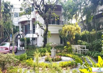 Prestigious Renovated Five Bedroom House in the Heart of Sukhumvit 61 and Close to BTS Ekkamai