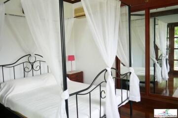 Prestigious Renovated Five Bedroom House in the Heart of Sukhumvit 61 and Close to BTS Ekkamai