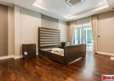 Nantawan Bangna - Luxurious Contemporary Four Bedroom Home for Rent in Bang Na