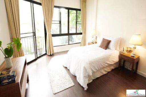 Veranda Ville Sukhumvit 38 - Impressive Two Storey, Two Bedroom House Near BTS Thong Lo