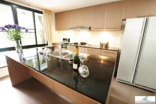 Veranda Ville Sukhumvit 38 - Impressive Two Storey, Two Bedroom House Near BTS Thong Lo