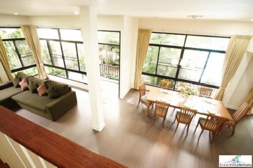 Veranda Ville Sukhumvit 38 - Impressive Two Storey, Two Bedroom House Near BTS Thong Lo