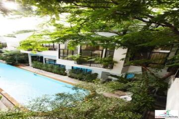 Veranda Ville Sukhumvit 38 - Impressive Two Storey, Two Bedroom House Near BTS Thong Lo