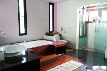 Private Four Bedroom House with Pool and Tropical Gardens in Thong Lo