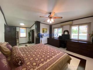 3 Bedrooms House in Paradise Hill 2 East Pattaya H011307