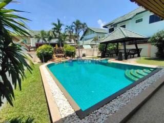 3 Bedrooms House in Paradise Hill 2 East Pattaya H011307