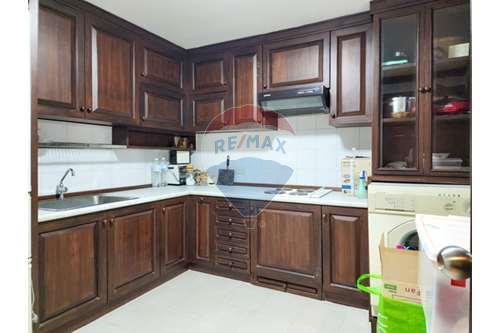 85 Sqm., 1 Bed, 1 Bath Condo listed for ฿ 6,800,000.