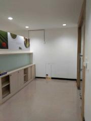 For Rent Bangkok Office Sukhumvit BTS Ekkamai Watthana