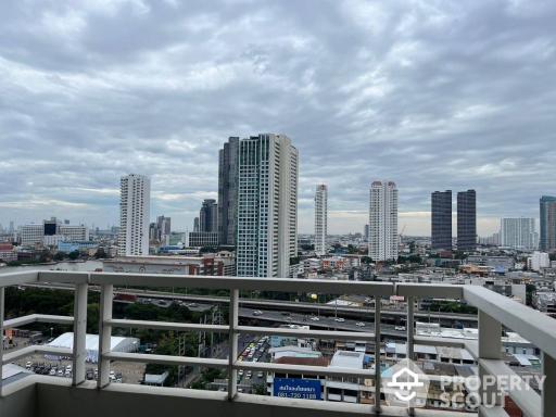 1-BR Condo at The Light House Sathorn–chareonnakorn near BTS Krung Thon Buri