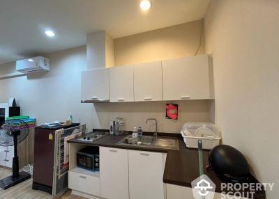 1-BR Condo at The Light House Sathorn–chareonnakorn near BTS Krung Thon Buri