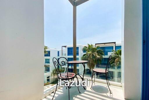 The Crest Santora: 1 Bedroom Sea View Condo