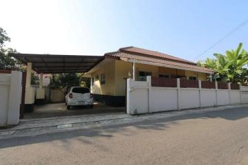 3 Bed Single-Storey Mae Hia house to rent