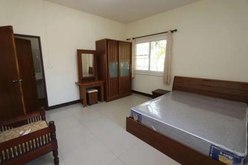 3 Bed Single-Storey Mae Hia house to rent